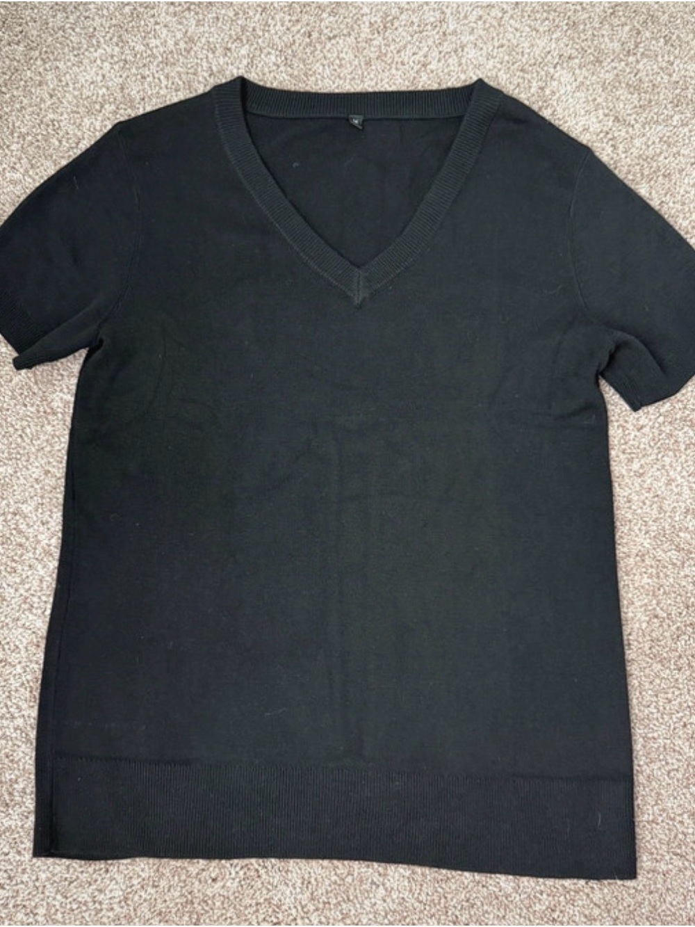 Women’s Black V-Neck Short Sleeve Shirt